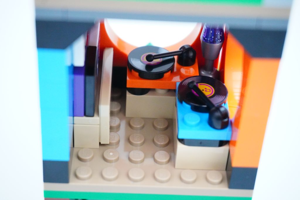 LEGO Monkie Kid 80054 Megapolis City 5th Anniversary 38 1024x683