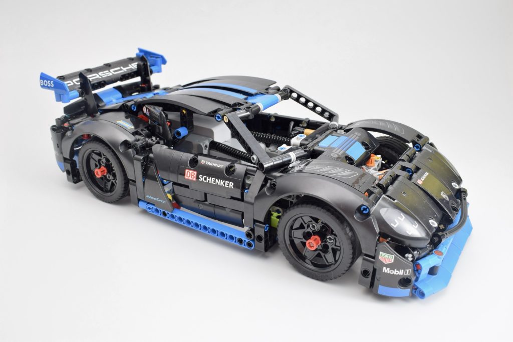 LEGO Technic 42176 Porsche GT4 e Performance Race Car review 2 1024x683