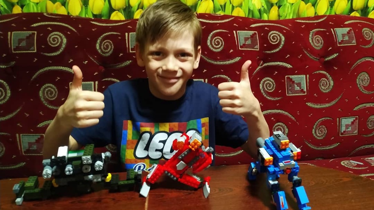 ‘We left our LEGO in Ukraine’: LEGO fans respond to plea from dad in Ireland