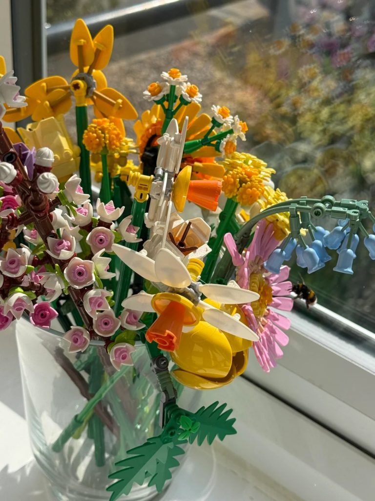 lego botanicals bee justdont7133 2 768x1024