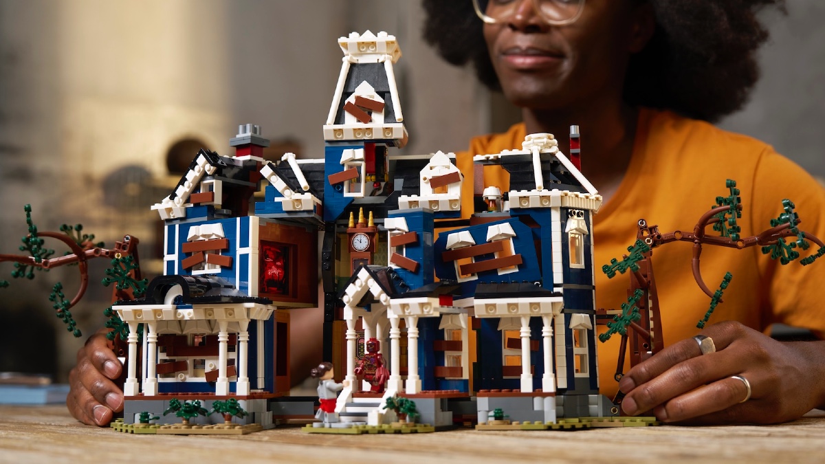 LEGO Stranger Things: The Creel House revealed for January 2026