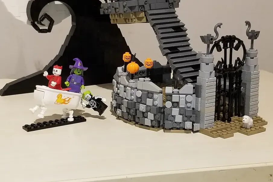 LEGO Ideas Jack Skellingtons House 5