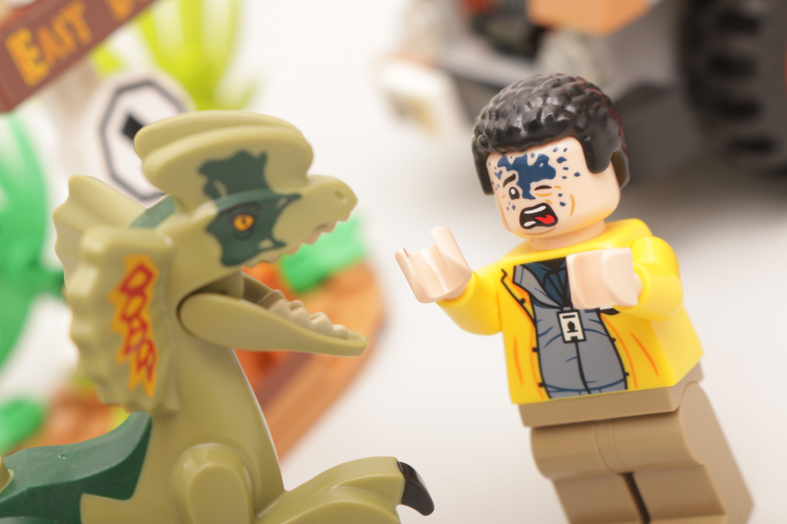 LEGO Jurassic Park 76958 Dilophosaurus Ambush review 11 scaled