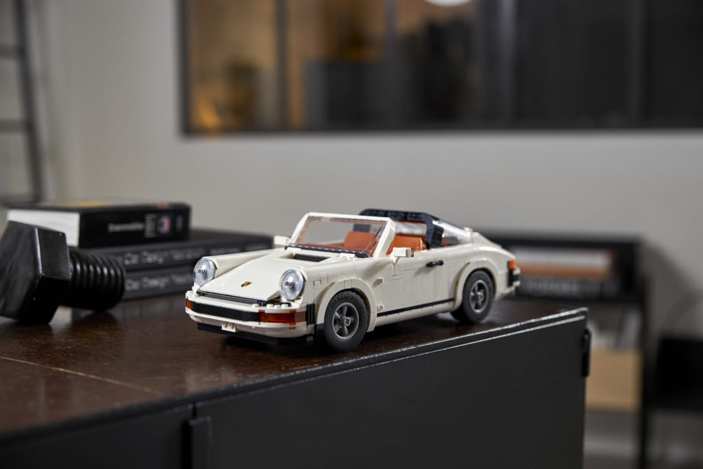 10295 Porsche 911 Turbo and 911 Targa 4