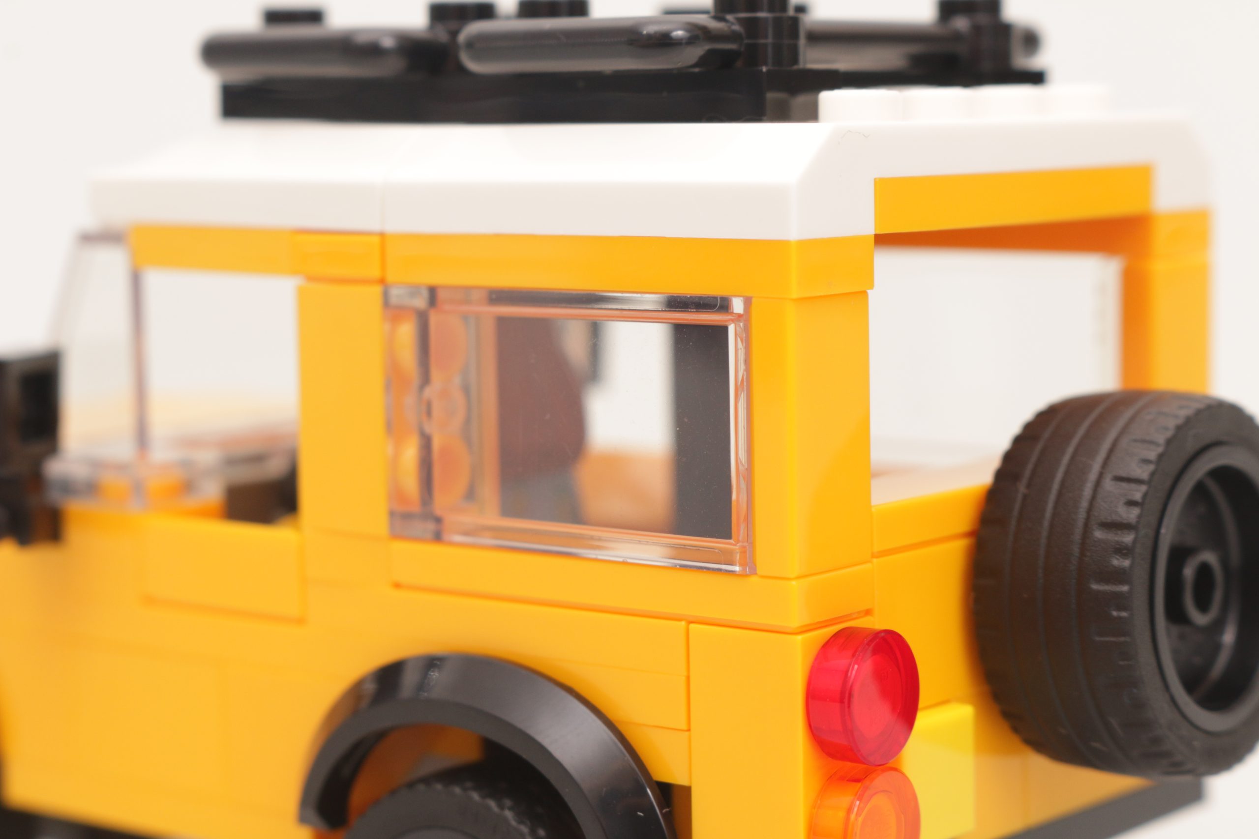 LEGO Creator 40650 Land Rover Classic Defender review 11 scaled