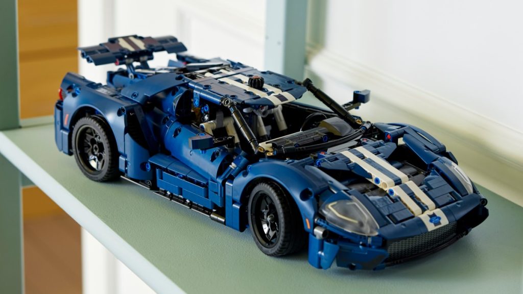 LEGO Technic 42154 2022 Ford GT featured 1024x576