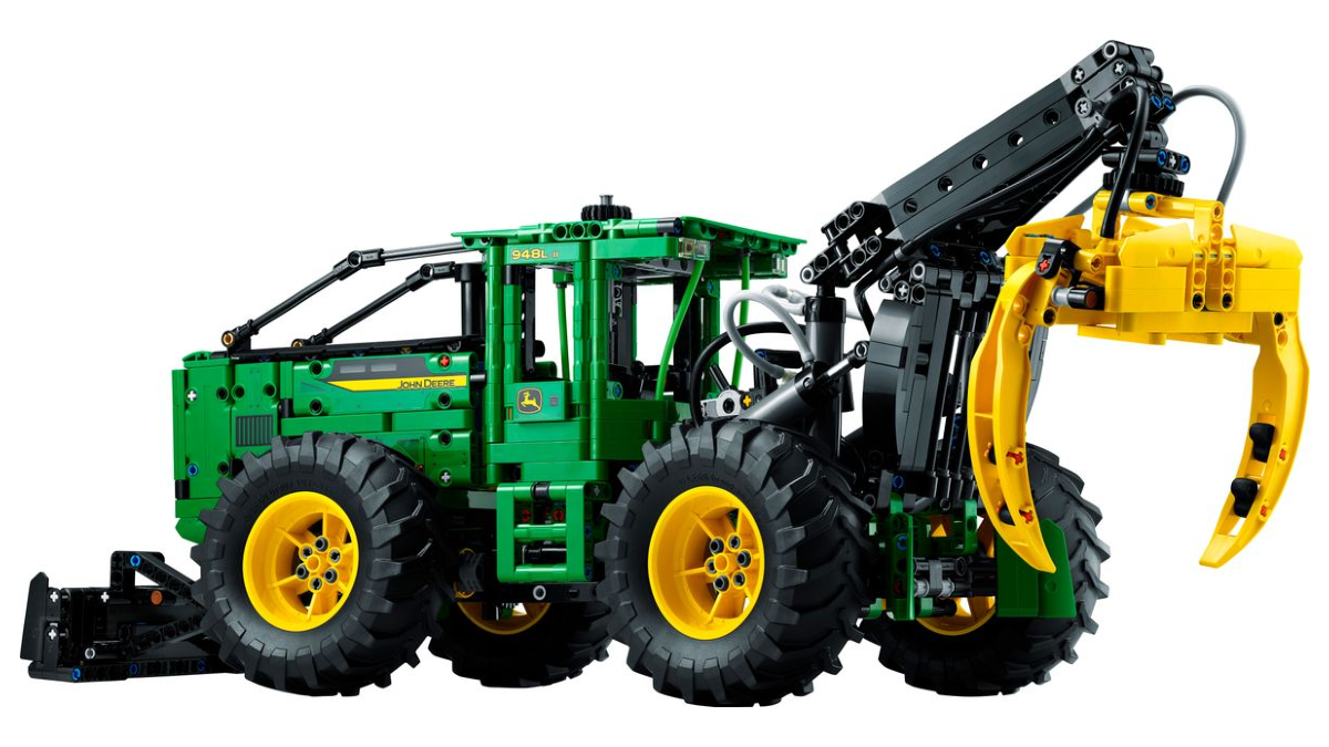 Take a first look at two new LEGO Technic summer sets