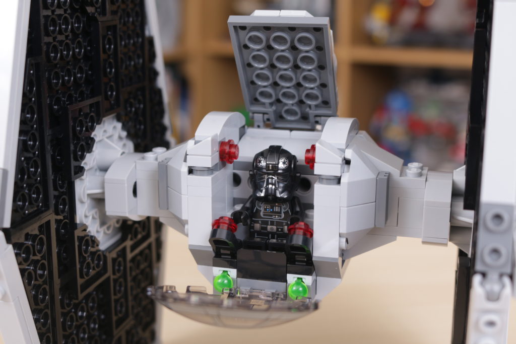 LEGO Star Wars 75300 Imperial TIE Fighter review 10