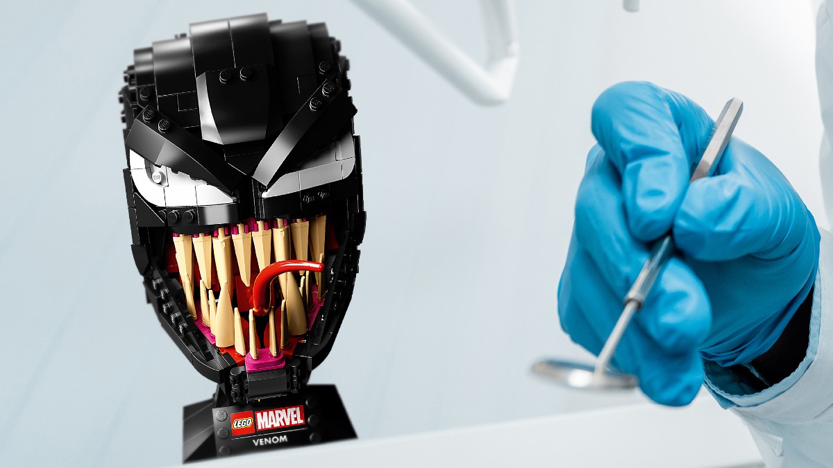 This is a perfectly normal place to display LEGO Marvel 76187 Venom