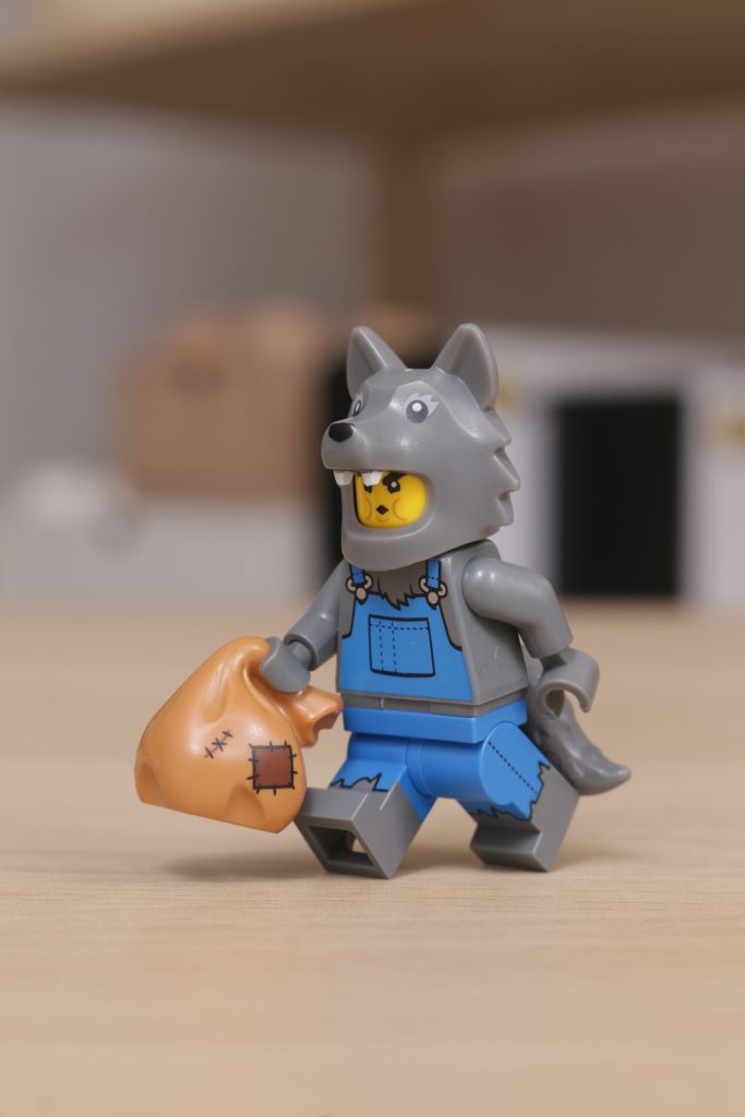 LEGO Minifigures 71034 Series 23 review 7 683x1024