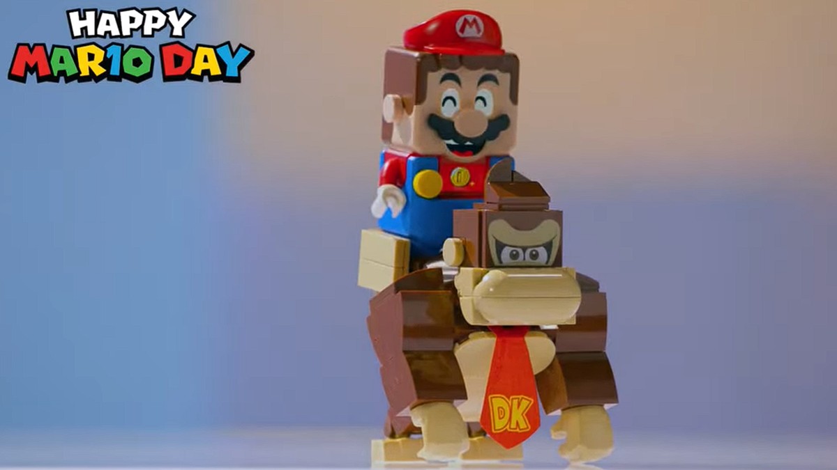 Donkey Kong is coming to LEGO Super Mario in summer 2023