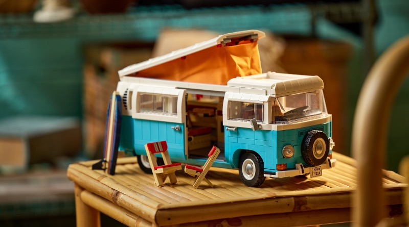 LEGO liveblog on Volkswagen T2, BrickLink and VIP coming later this week