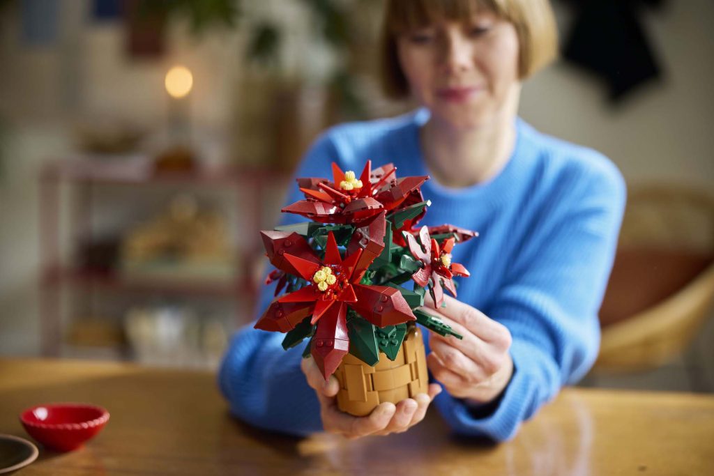 LEGO Icons Botanical Collection 10370 Poinsettia 11 1024x683