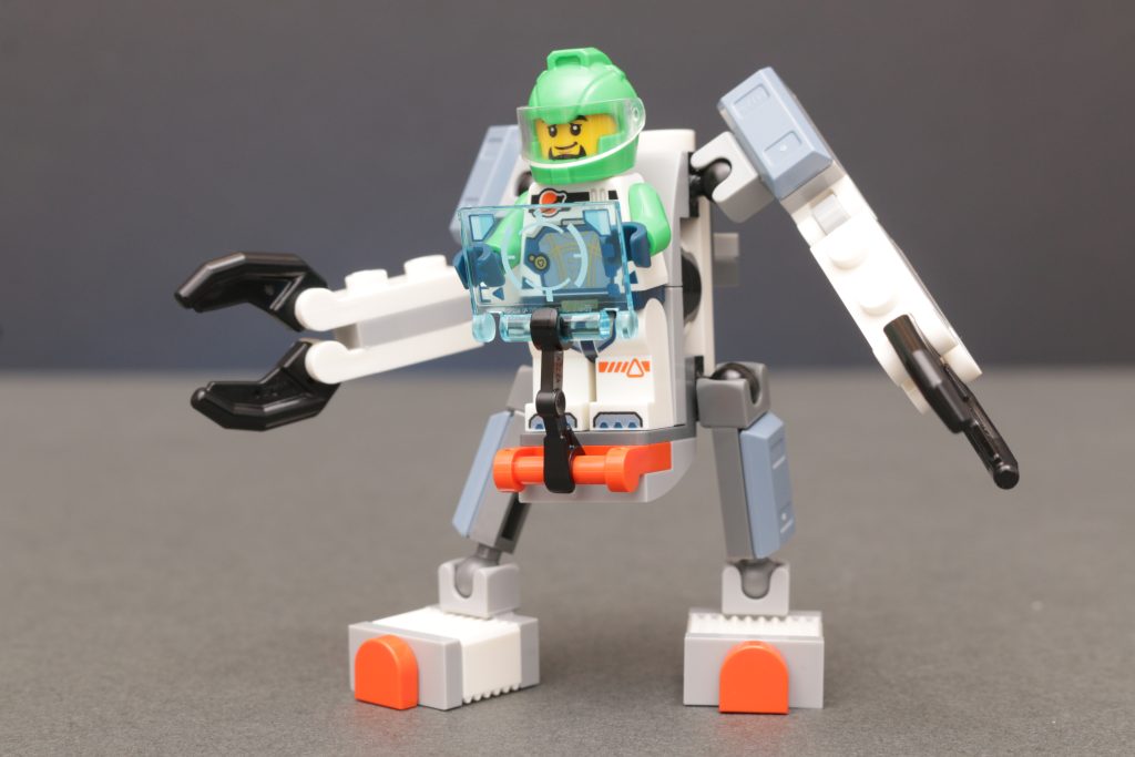 LEGO City 30694 Space Science Mech review 2 1024x683