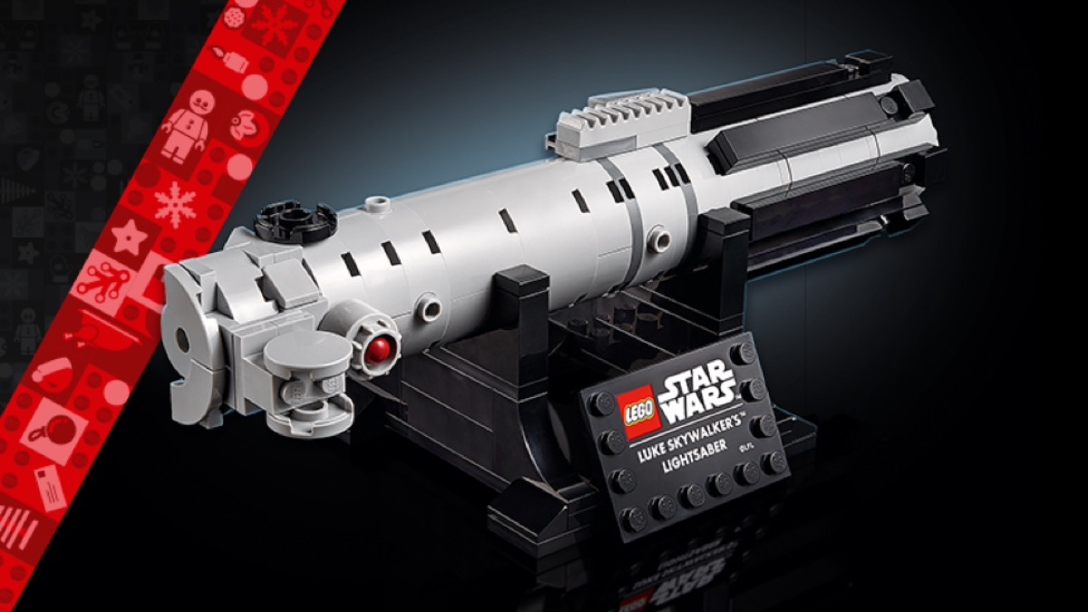 Six more brick-built lightsabers LEGO Star Wars needs, but not as GWPs