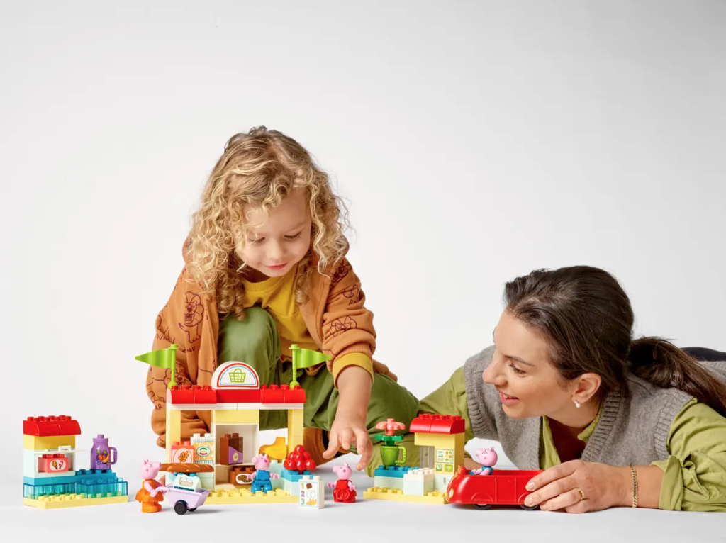 LEGO DUPLO Peppa Pig 10434 Peppa Pig Supermarlet 1024x766
