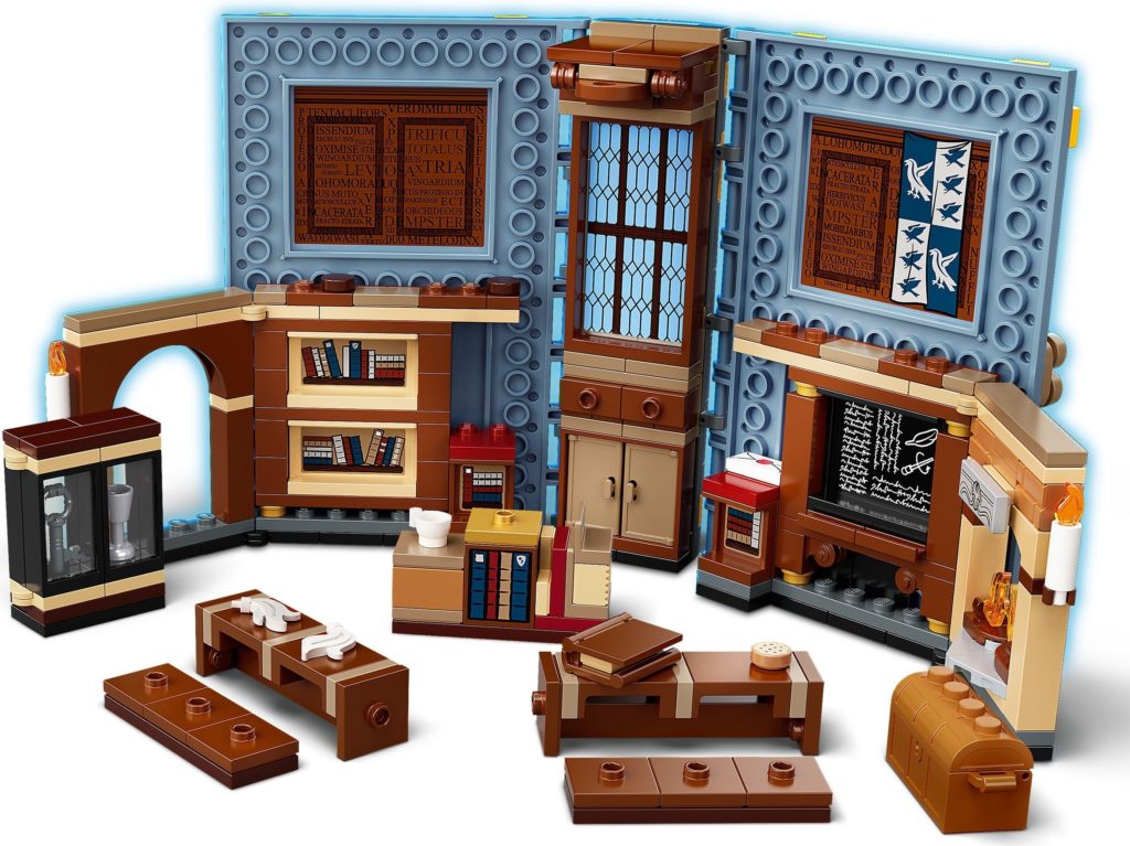 76382 Hogwarts Moment Charms Class 06