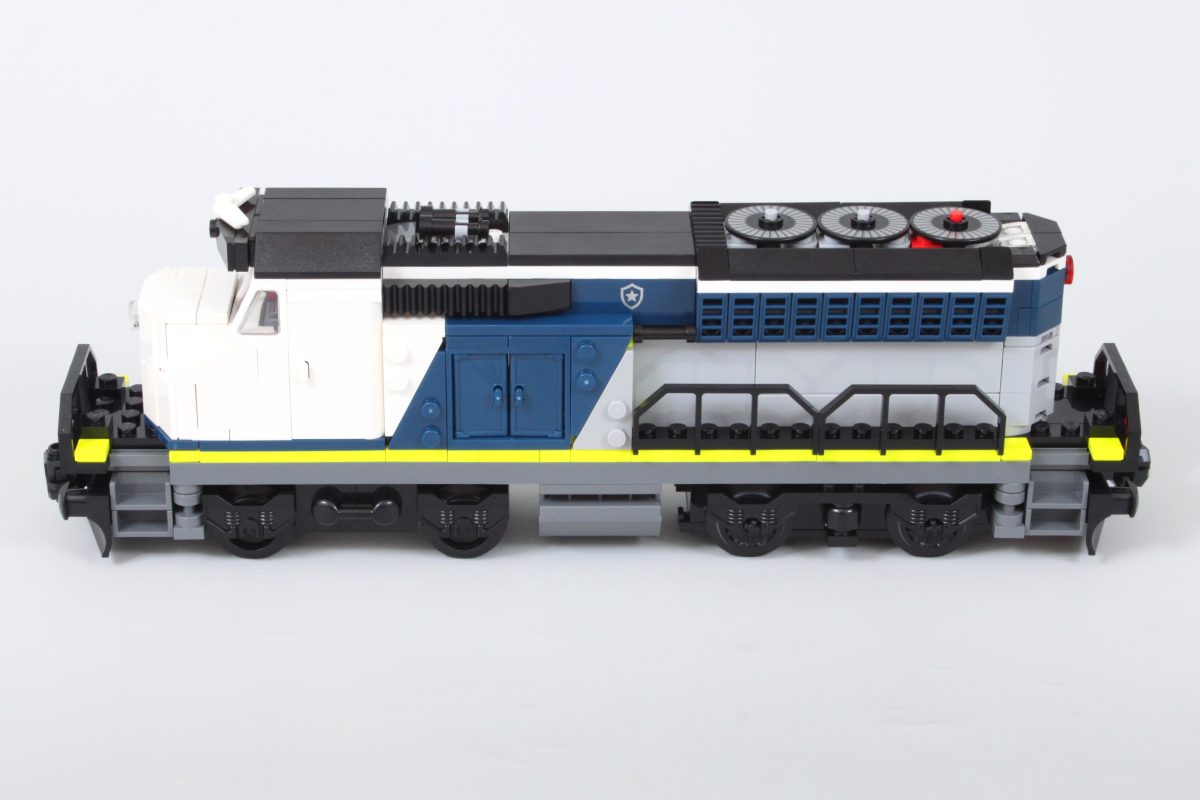 lego city 60508 police train heist review featured 35 1200x800