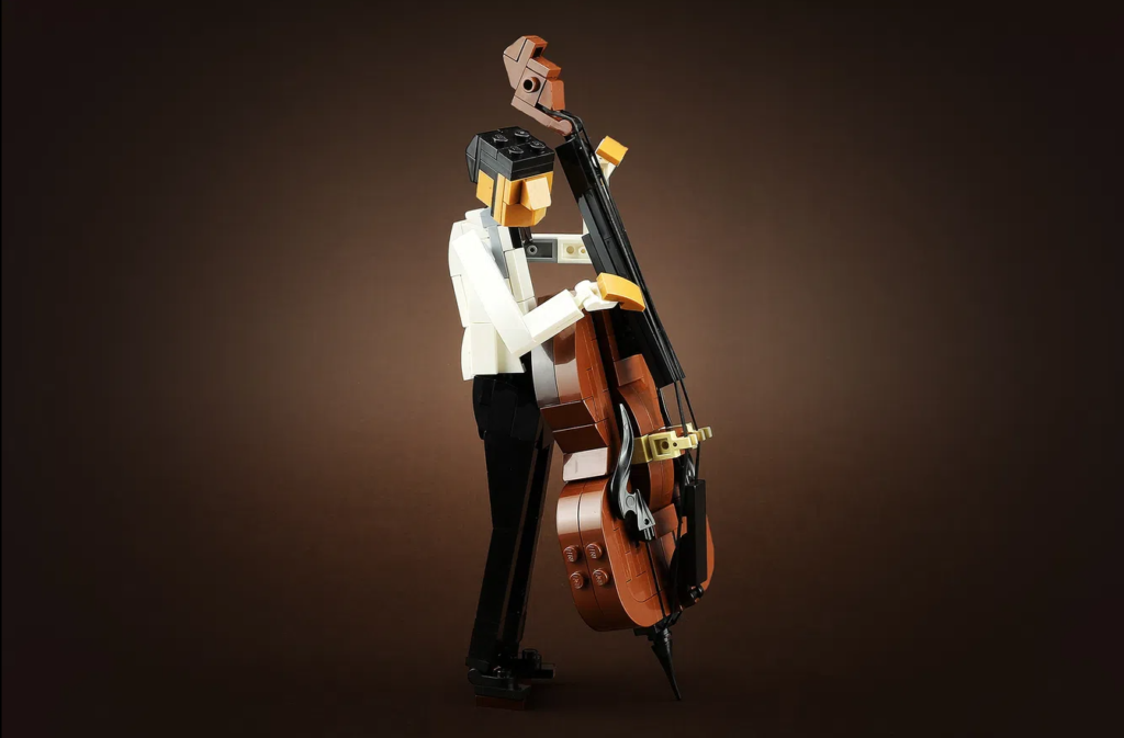 LEGO Ideas jazz quartet double bass