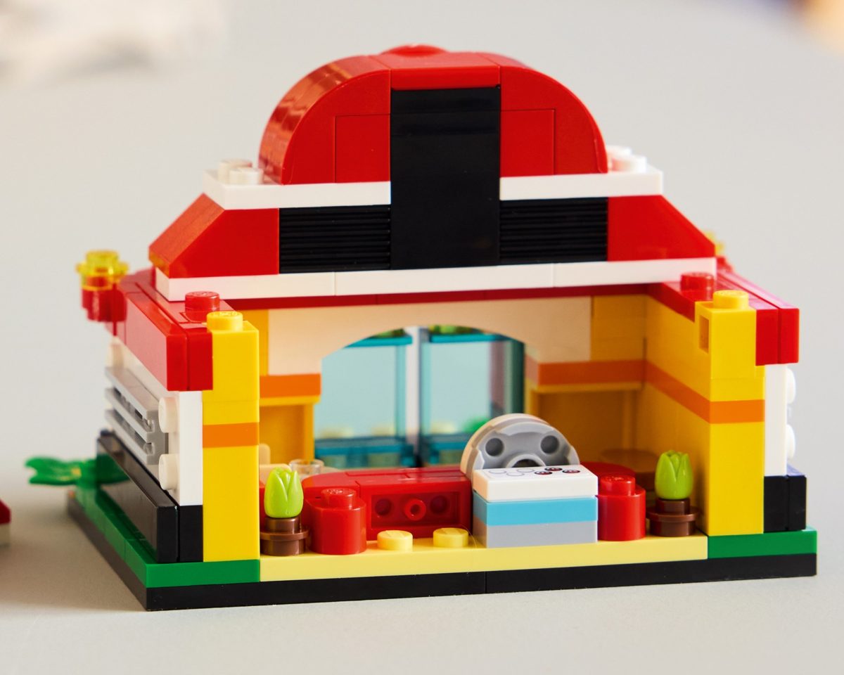 lego 40911 interior 4 1200x960