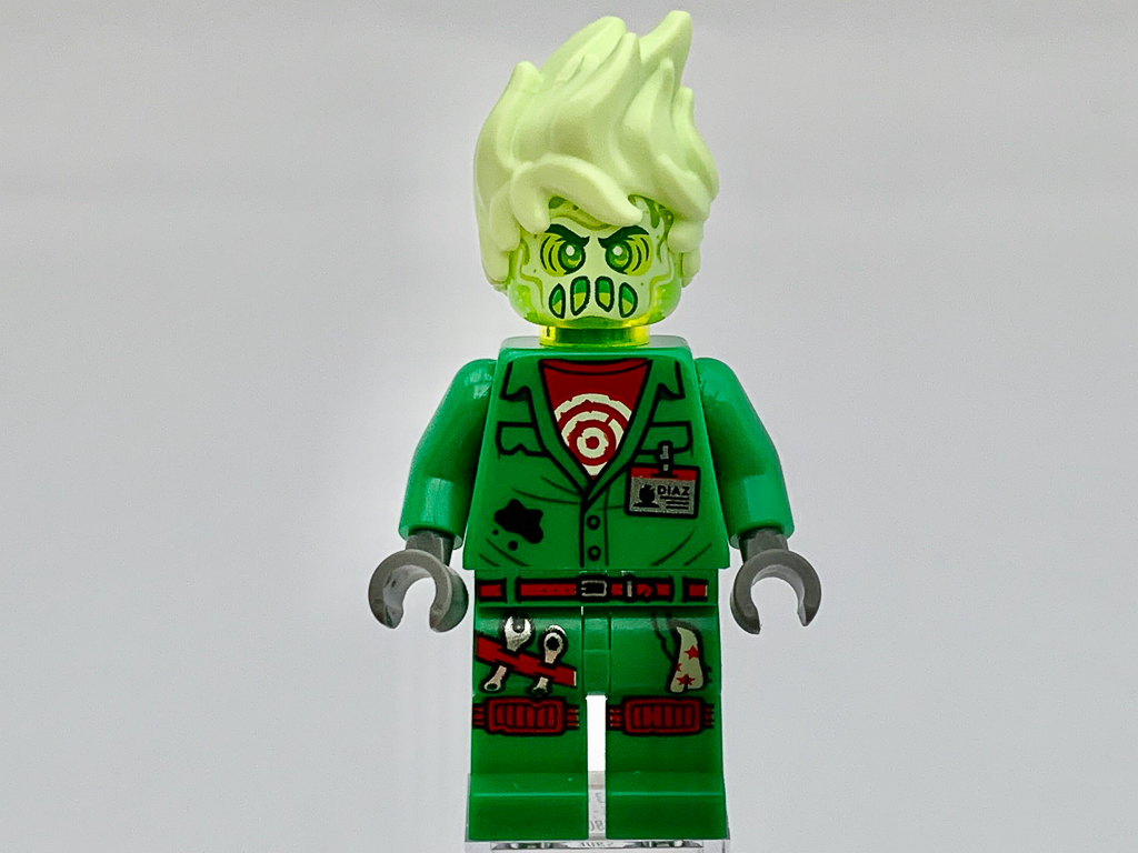 LEGO Hidden Side 70418 JBs Ghost Lab 12