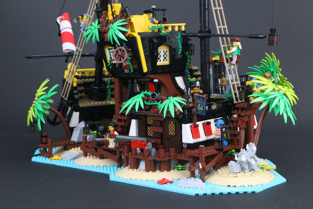 LEGO Ideas 21322 Pirates of Barracuda Bay review 21