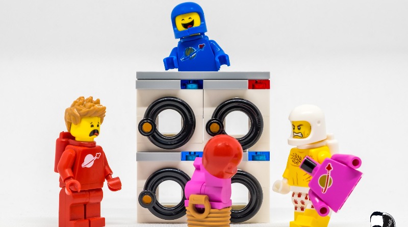 Brick Pic of the Day: When space laundry goes wrong