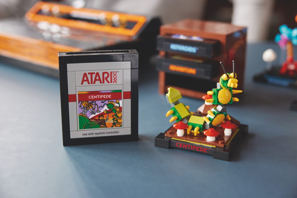 LEGO ICONS 10306 Atari 2600 20 1024x683