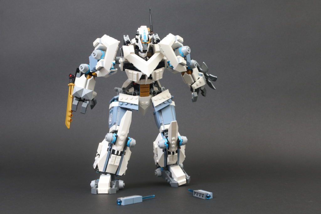 LEGO NINJAGO Legacy 71738 Zanes Titan Mech Battle review 17