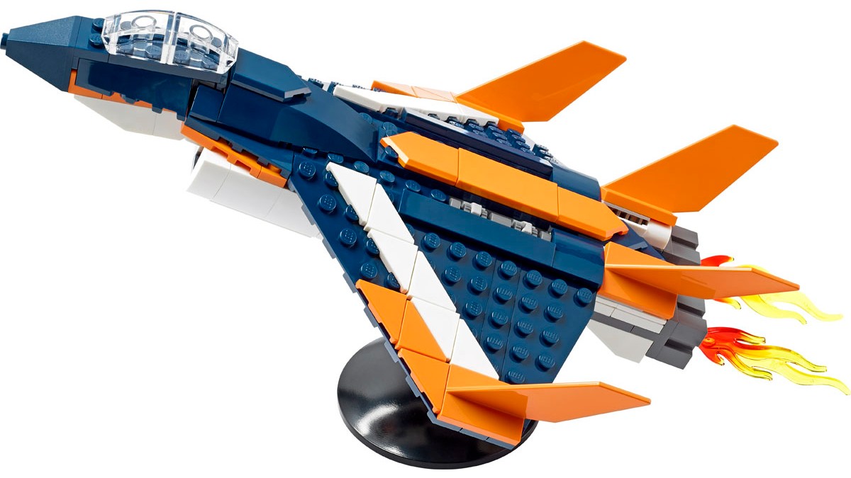 LEGO Creator 2022 set images unveiled by online retailer