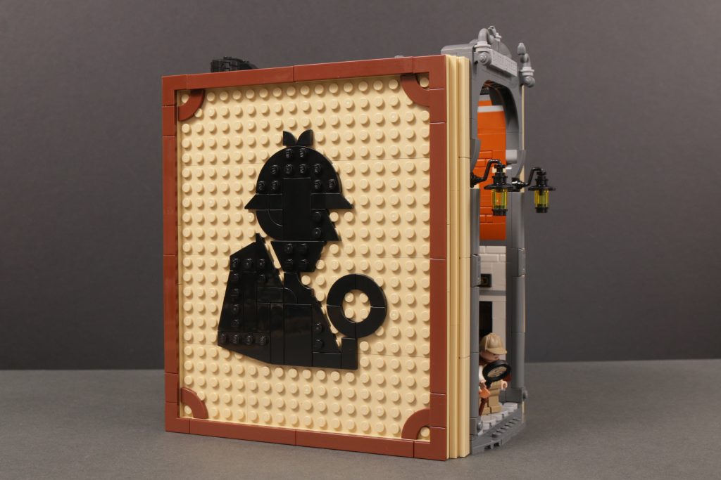 LEGO Icons 10351 Sherlock Holmes Book Nook review 3 1024x683