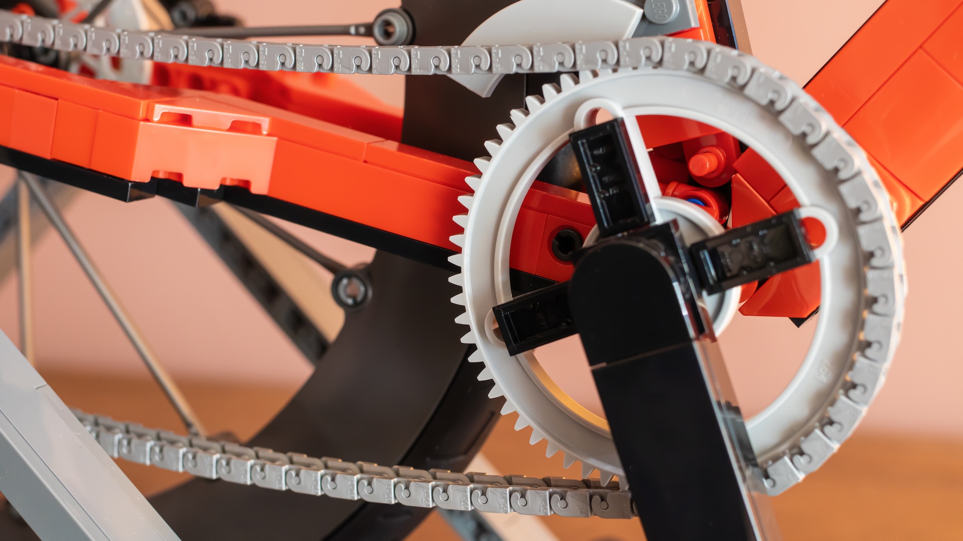 LEGO Icons 11380 Road Bike 19